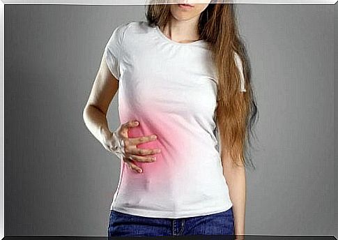 woman with liver pain