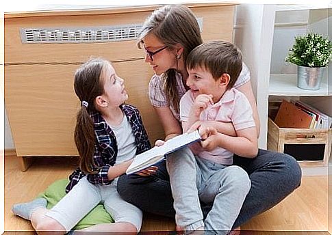 mother reading to dyslexic children